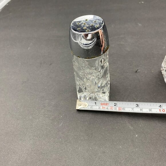 Vintage Crystal Salt‎ & Pepper Shakers With Chrome Tops Starburst Pattern MCM - Picture 5 of 14